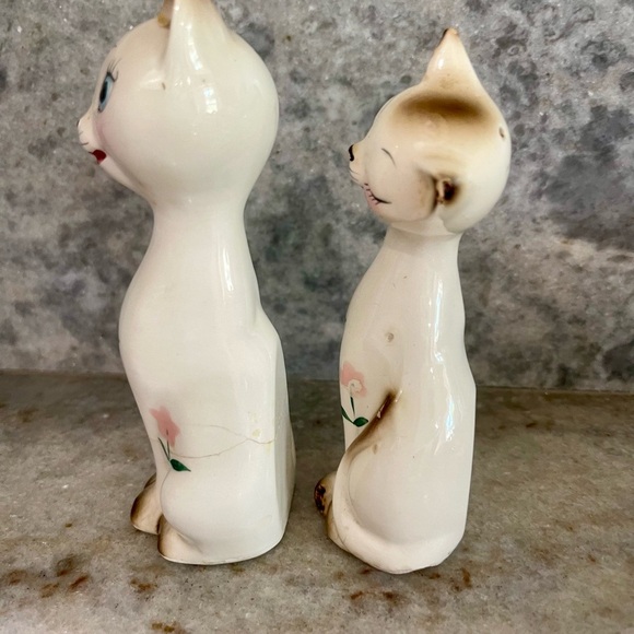 Vintage Ceramic Siamese Cat Salt and Pepper Set - Picture 3 of 5